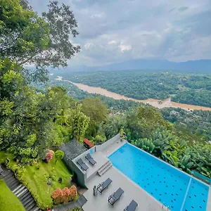 **** Hotel Mount Blue Sri Lanka